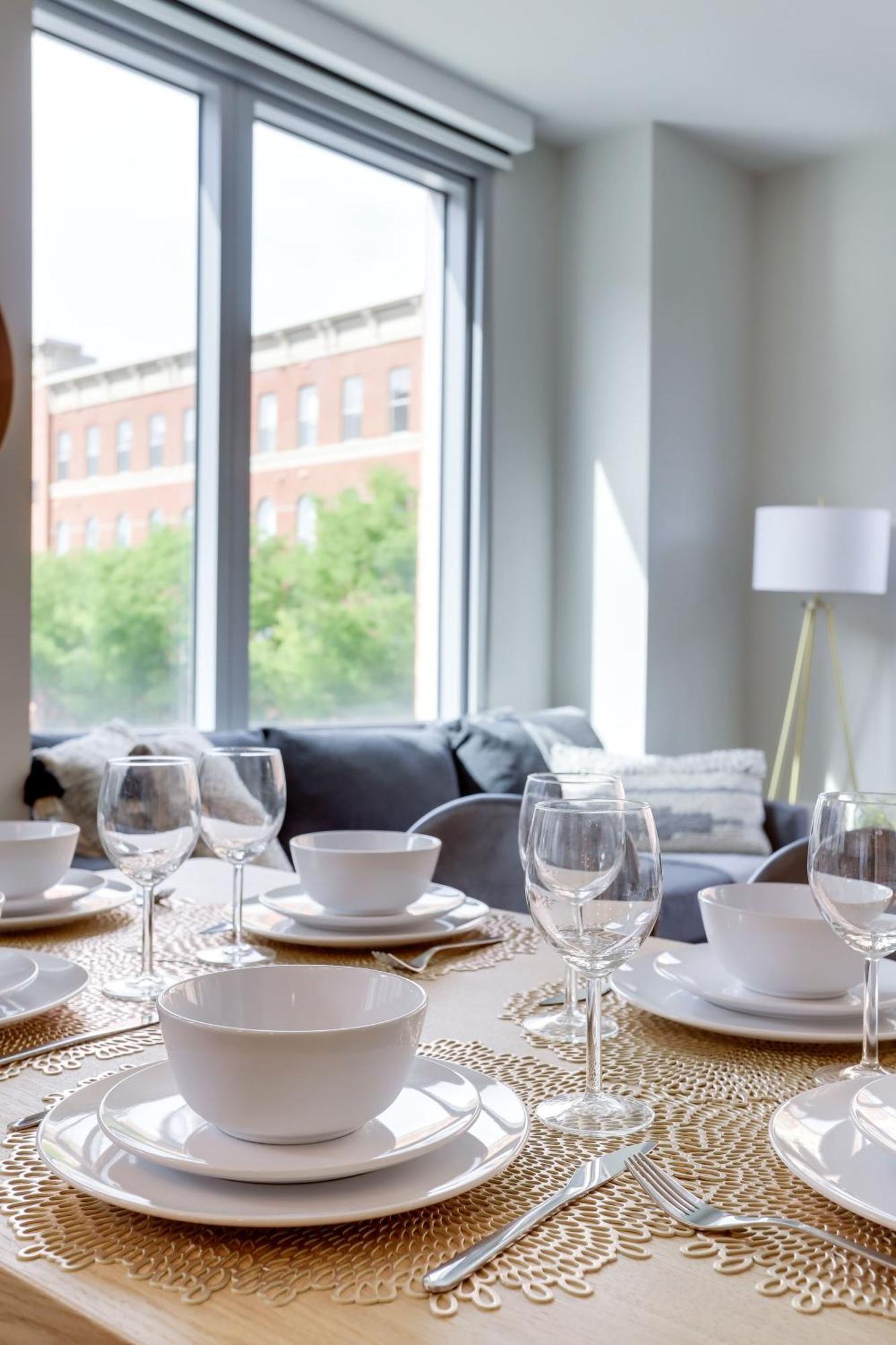 Stylish Condo At Clarendon With Rooftop Views Arlington Luaran gambar