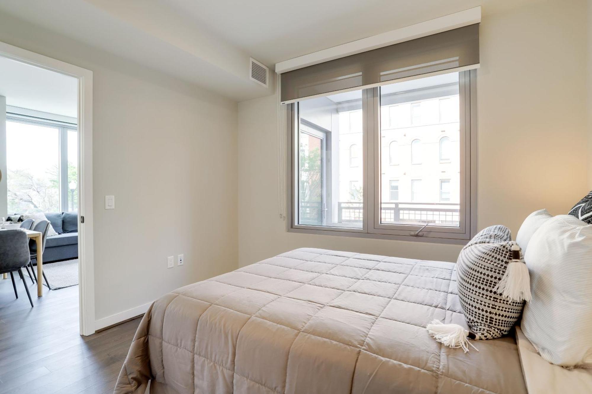 Stylish Condo At Clarendon With Rooftop Views Arlington Luaran gambar