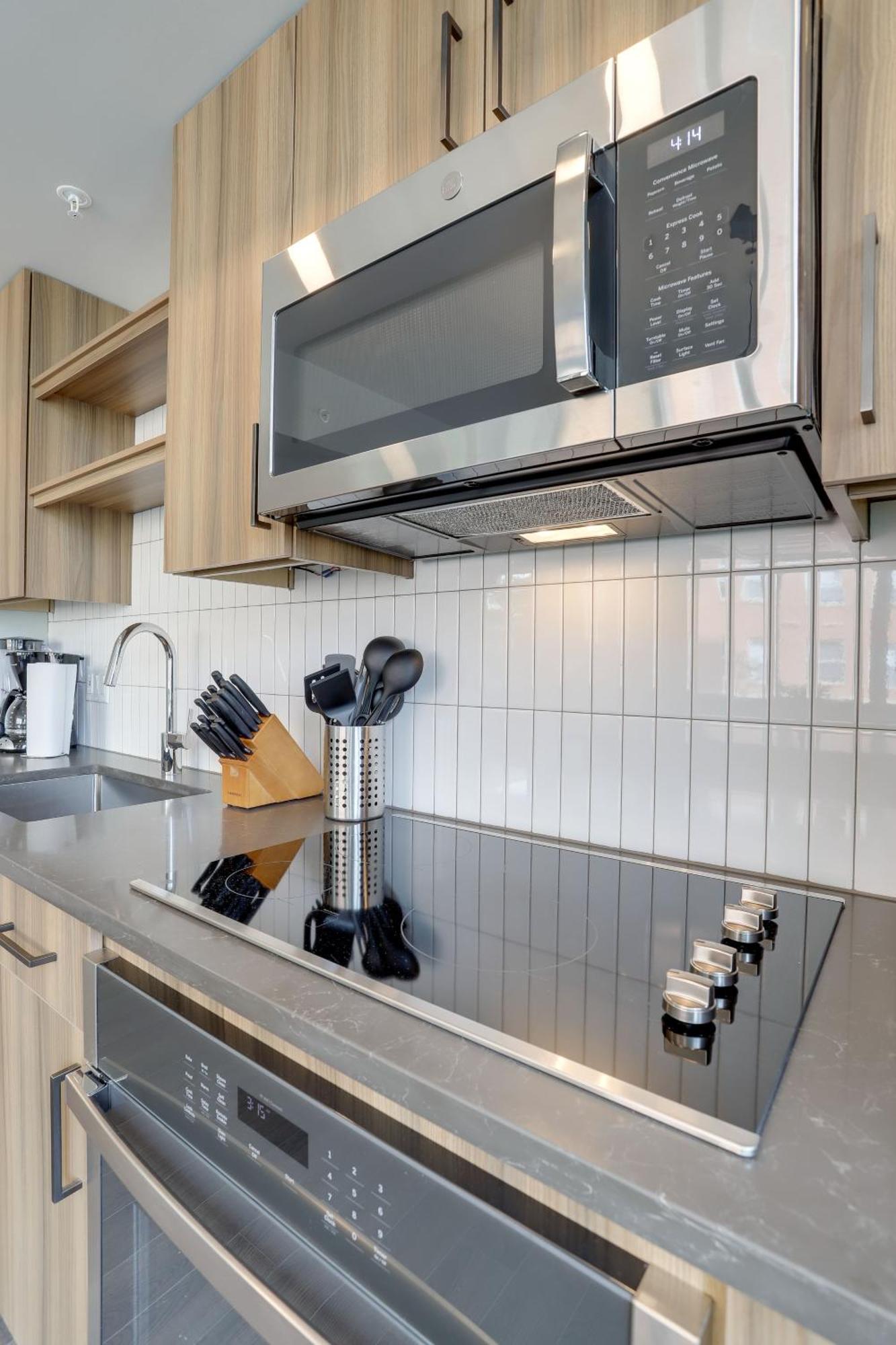 Stylish Condo At Clarendon With Rooftop Views Arlington Luaran gambar